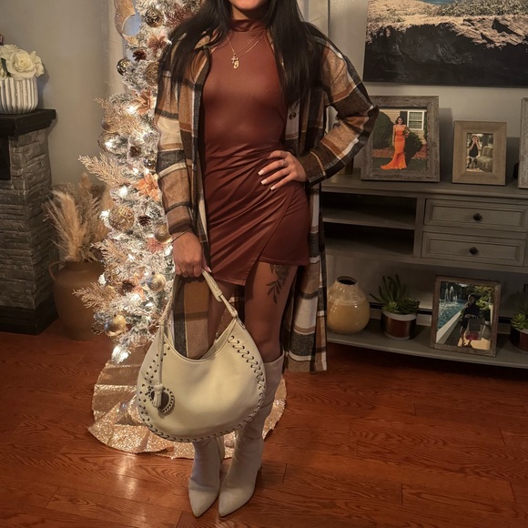 Thank you for checking out my closet - Picture 3 of 11